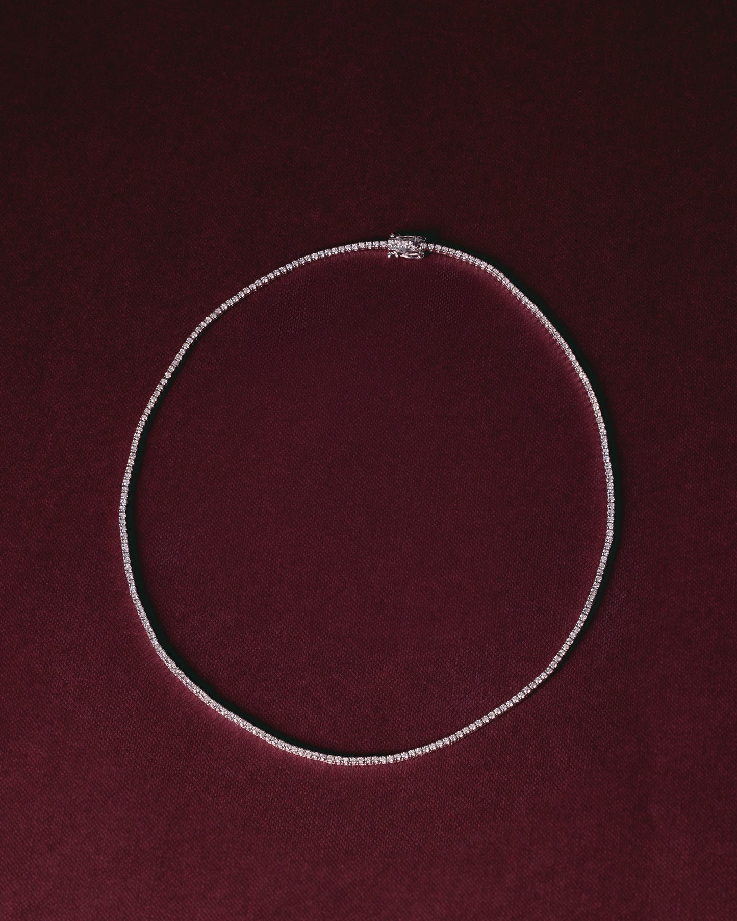 Tennis Necklace w. Round Diamonds (Yellow Gold)