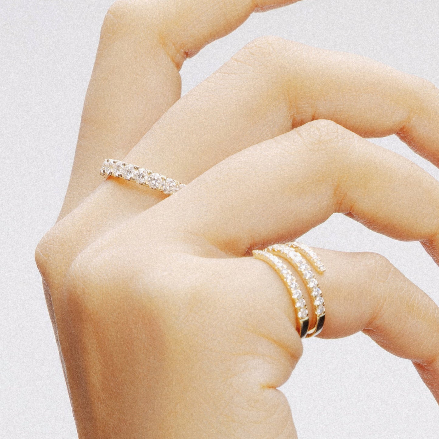 Pinky ring twist w. diamonds (Rose gold)