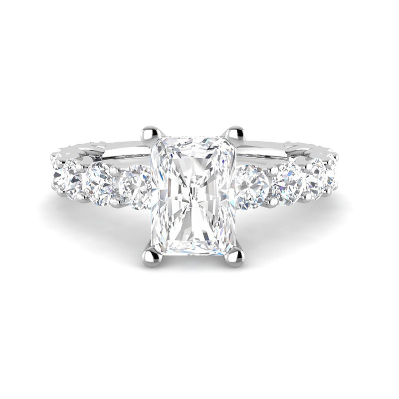 Emerald Cut w. Shared Prong Band and Hidden Halo (White Gold)