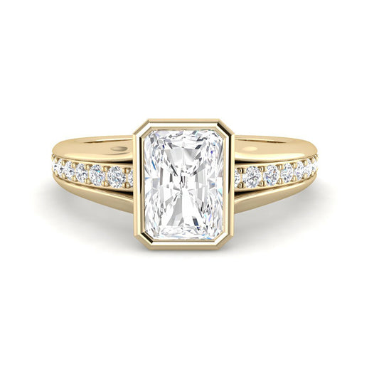 Emerald Cut Bezel w. Split Shank Pavé Band (Yellow Gold)